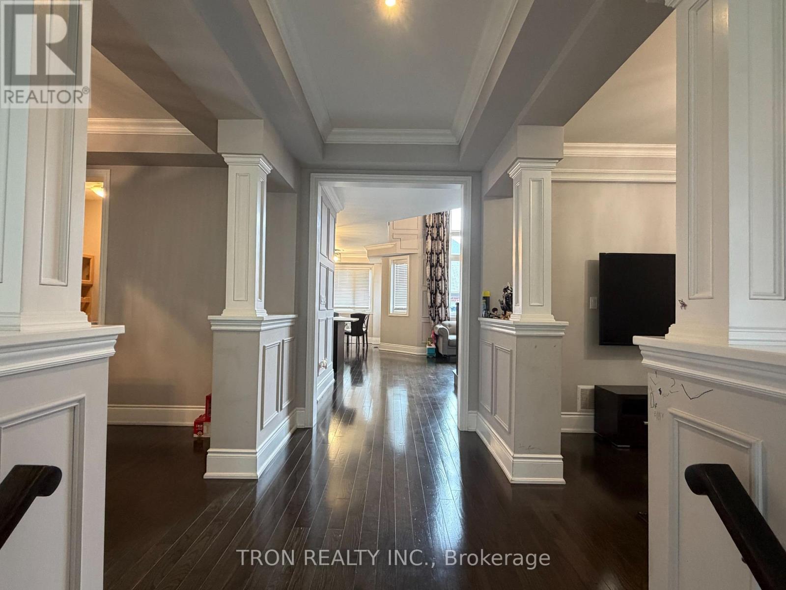 16 Dungannon Drive, Markham, Ontario  L6C 0K1 - Photo 2 - N14033920