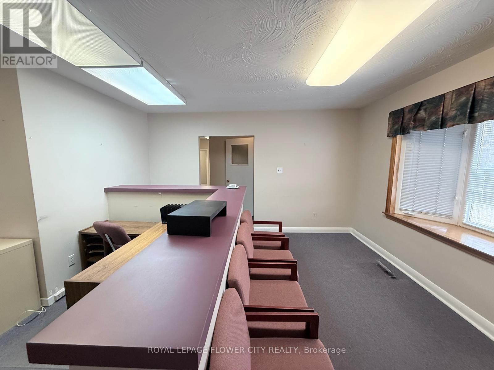 39 Parkside Drive, Newmarket, Ontario  L3Y 4R7 - Photo 7 - N14033984