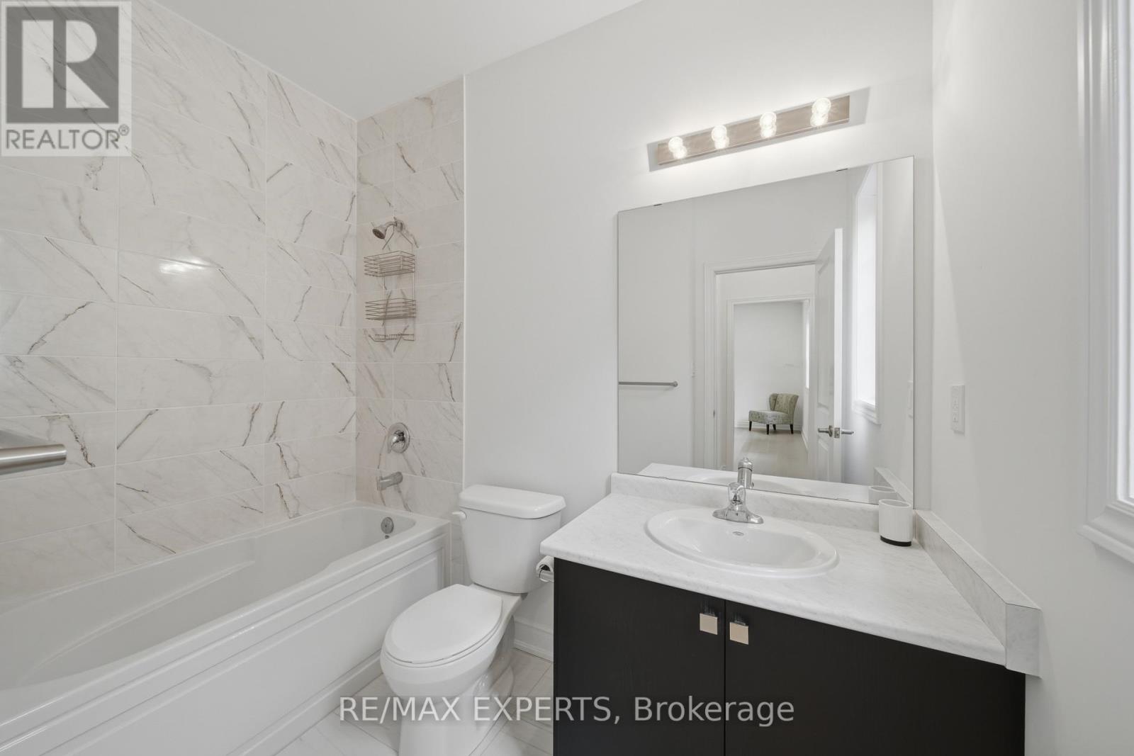 211 Stormont Trail, Vaughan, Ontario  L4H 4P6 - Photo 39 - N14033858