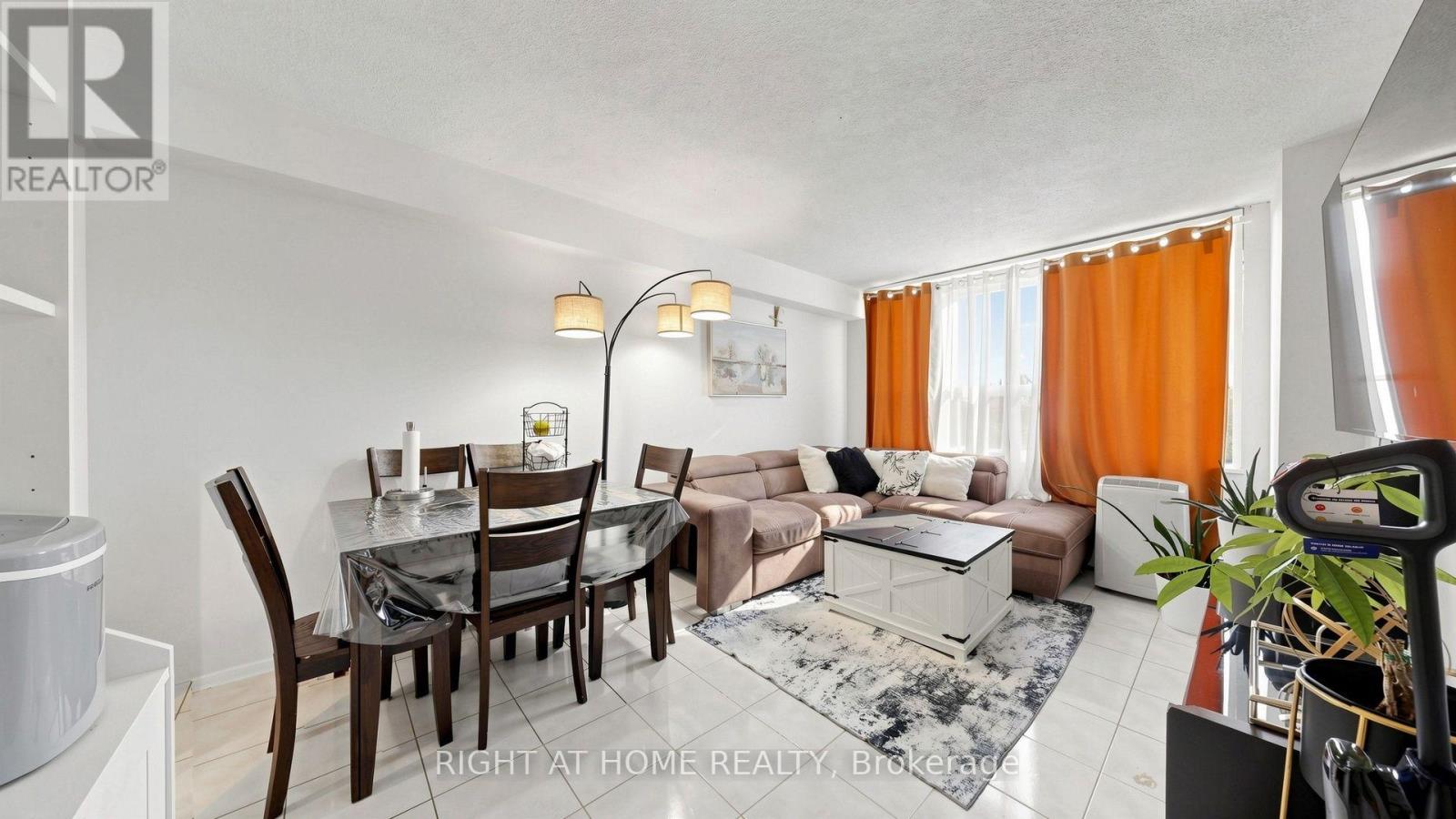 904 - 100 Lotherton Pathway, Toronto, Ontario  M6B 2G8 - Photo 15 - W14033830