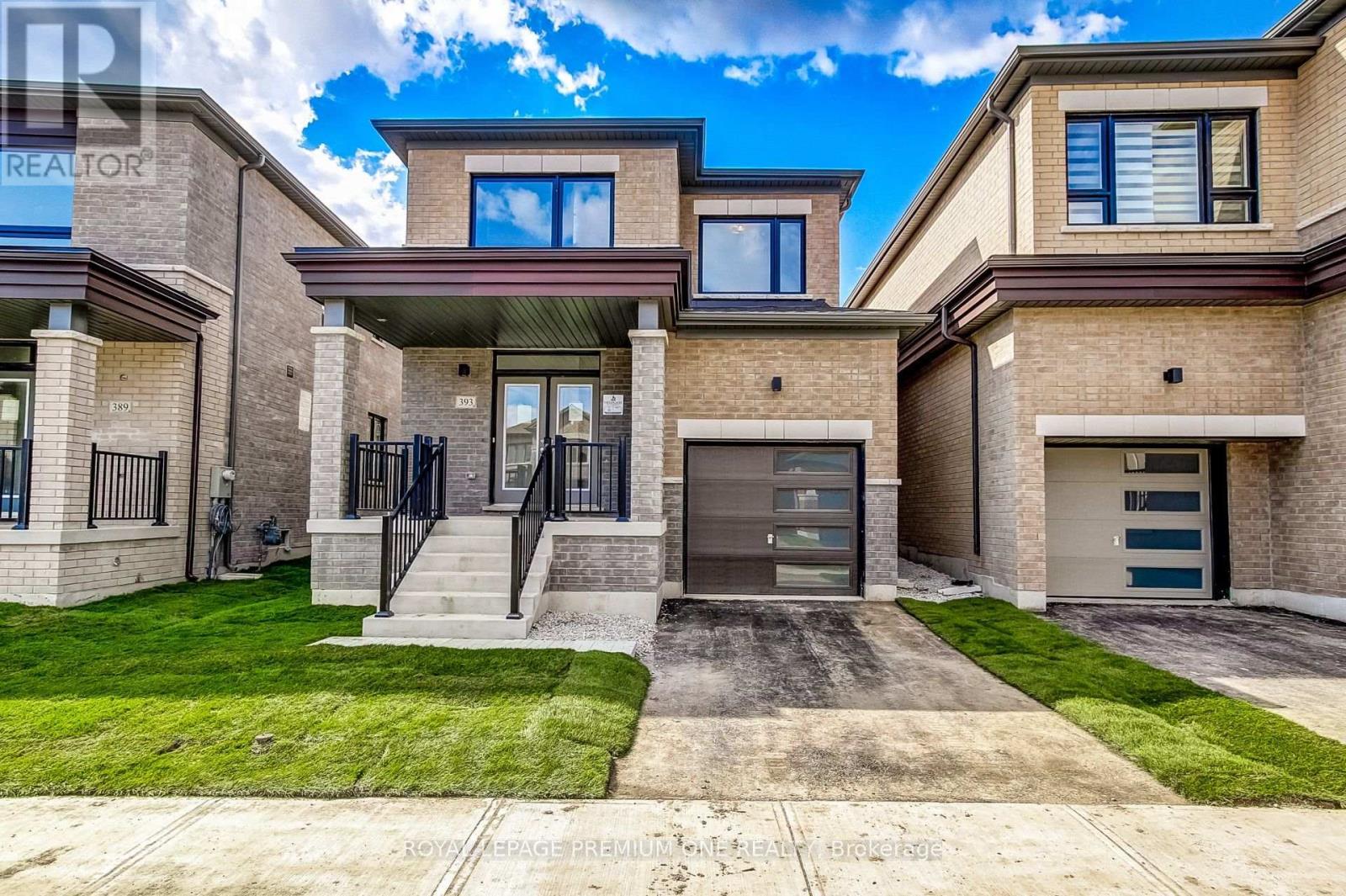 393 Kennedy Circle W, Milton, Ontario  L9T 7E7 - Photo 1 - W14033898