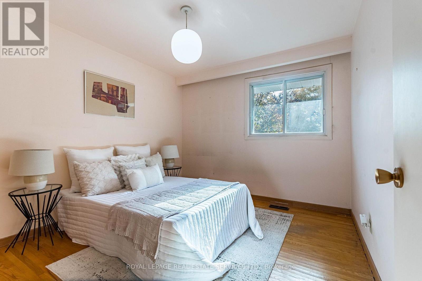 220 Edenbridge Drive, Toronto, Ontario  M9A 3H1 - Photo 18 - W14033970
