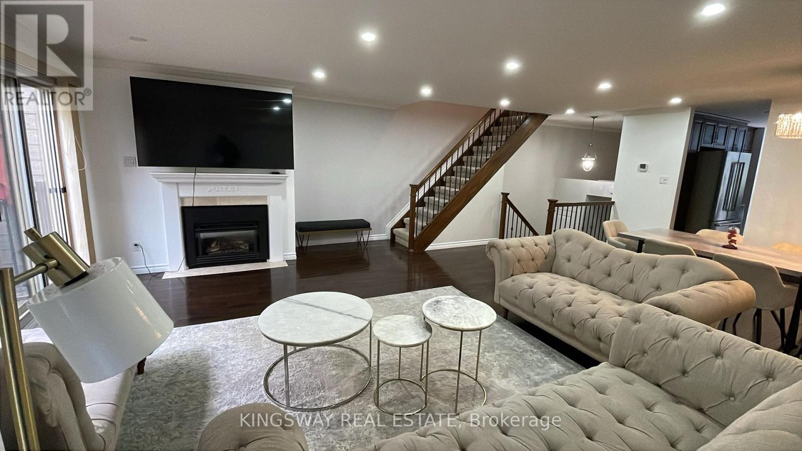 13 - 1120 Queens Avenue, Oakville, Ontario  L6H 2B5 - Photo 11 - W14034000