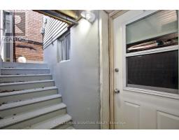 10 ARMSTRONG STREET, Toronto, Ontario