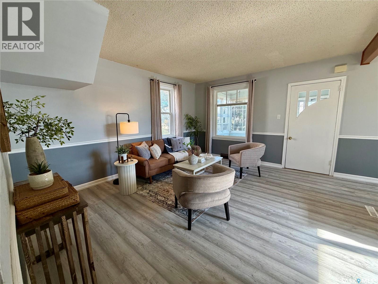 1014 6th Avenue Nw, Moose Jaw, Saskatchewan  S6H 0W2 - Photo 6 - SK049518