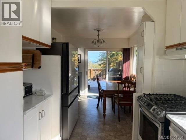 7725 Duval Ave, Port Hardy, British Columbia  V0N 2P0 - Photo 3 - 1051991