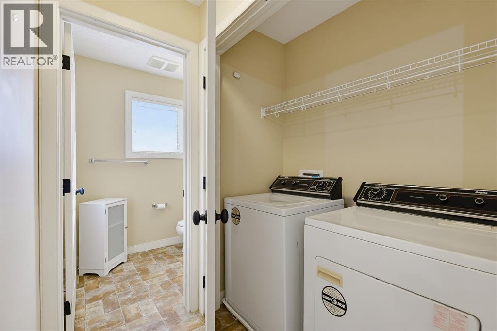 16 Eversyde Park Sw, Calgary, Alberta  T2Y 5G8 - Photo 23 - A2351533