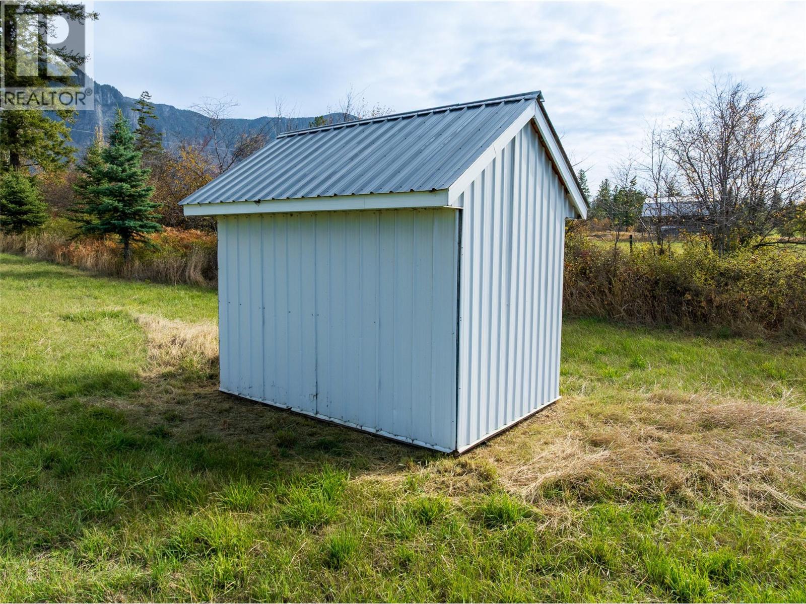 2205 Canyon Lister Road, Creston, British Columbia  V0B 1C1 - Photo 14 - 10403177