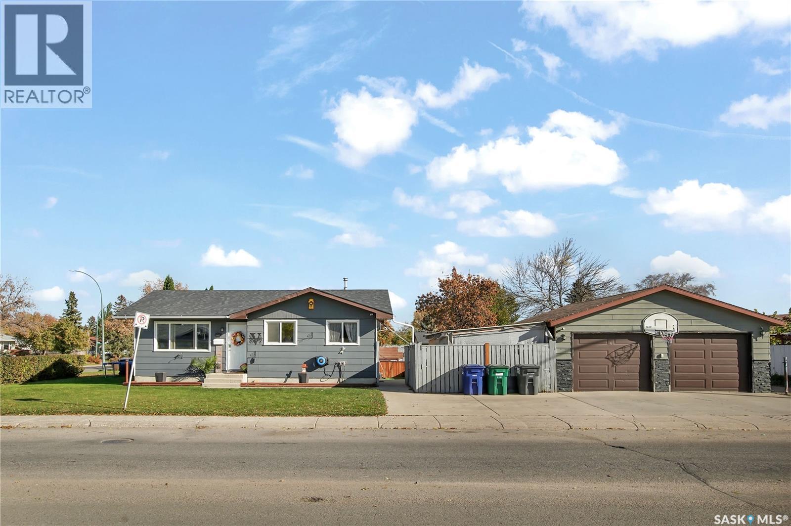 3887 Miyo-Wâhkôhtowin Road, Saskatoon, Saskatchewan  S7L 5T1 - Photo 1 - SK051094