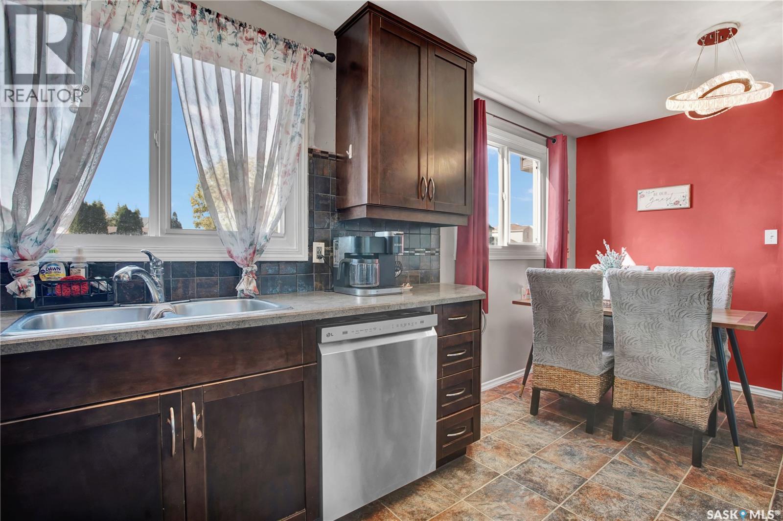 3887 Miyo-Wâhkôhtowin Road, Saskatoon, Saskatchewan  S7L 5T1 - Photo 8 - SK051094