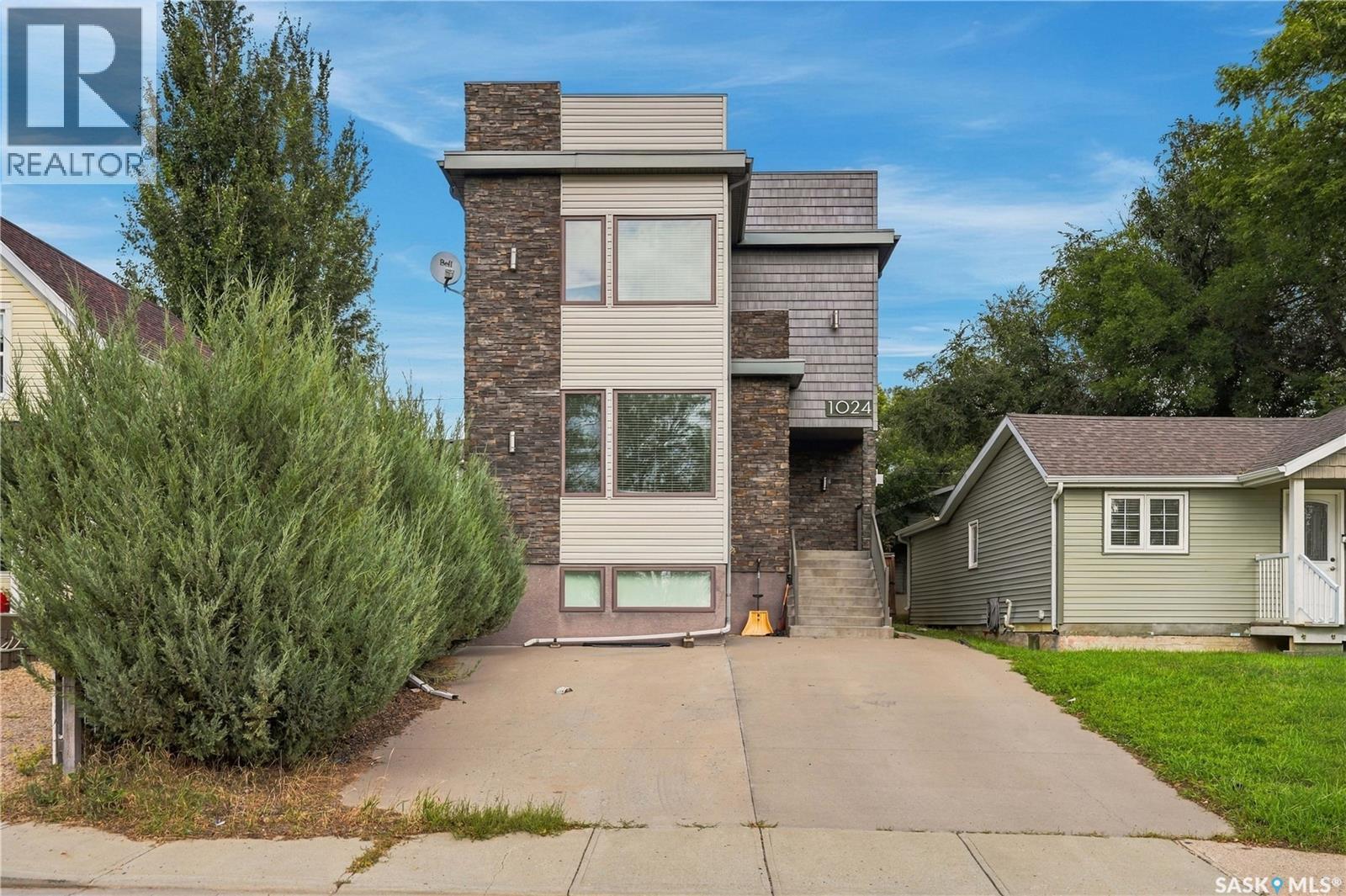 1024 Hochelaga Street W, Moose Jaw, Saskatchewan S6H 2H9 - Photo 42 - SK050947