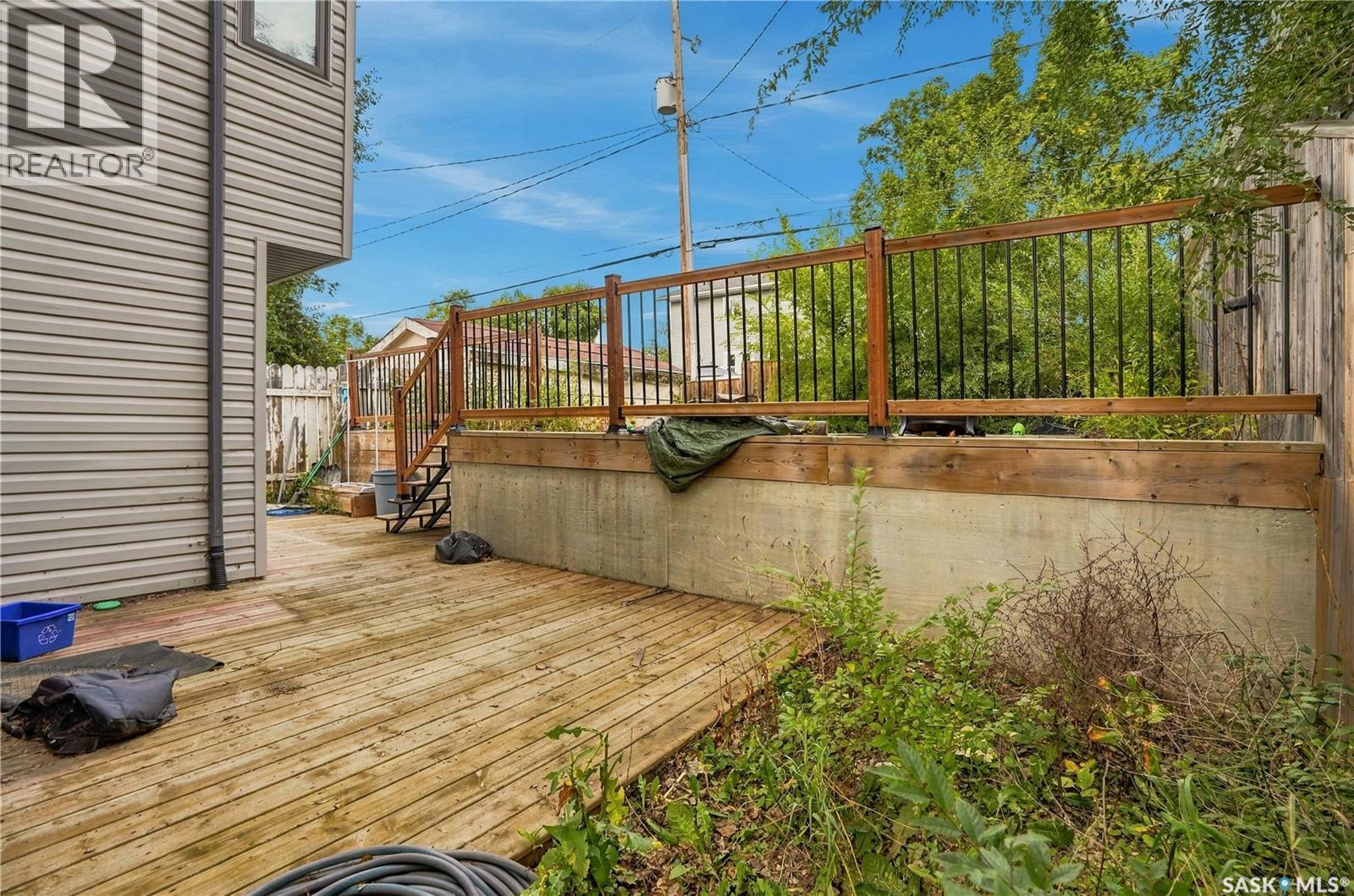 1024 Hochelaga Street W, Moose Jaw, Saskatchewan S6H 2H9 - Photo 43 - SK050947
