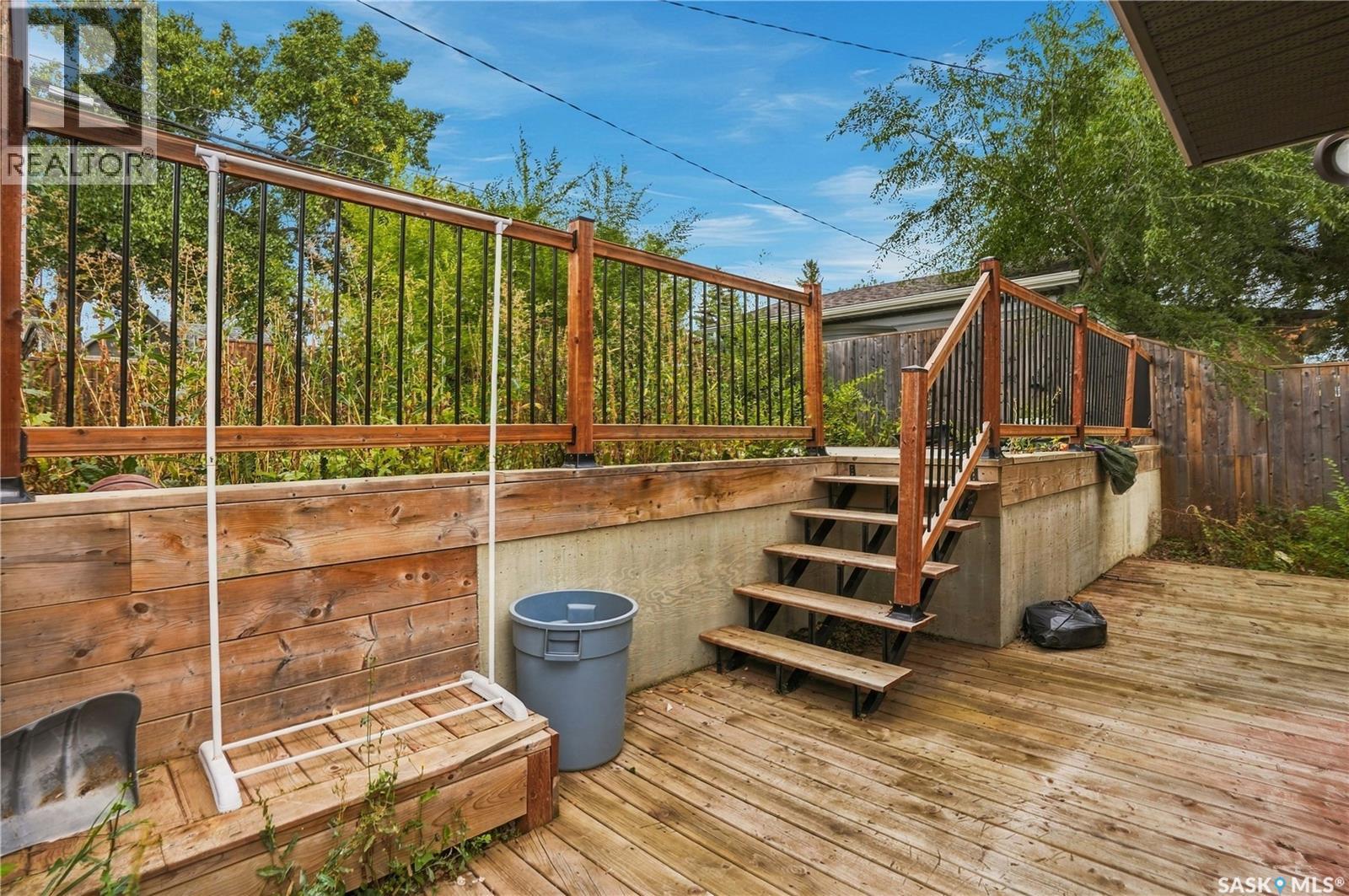 1024 Hochelaga Street W, Moose Jaw, Saskatchewan S6H 2H9 - Photo 44 - SK050947