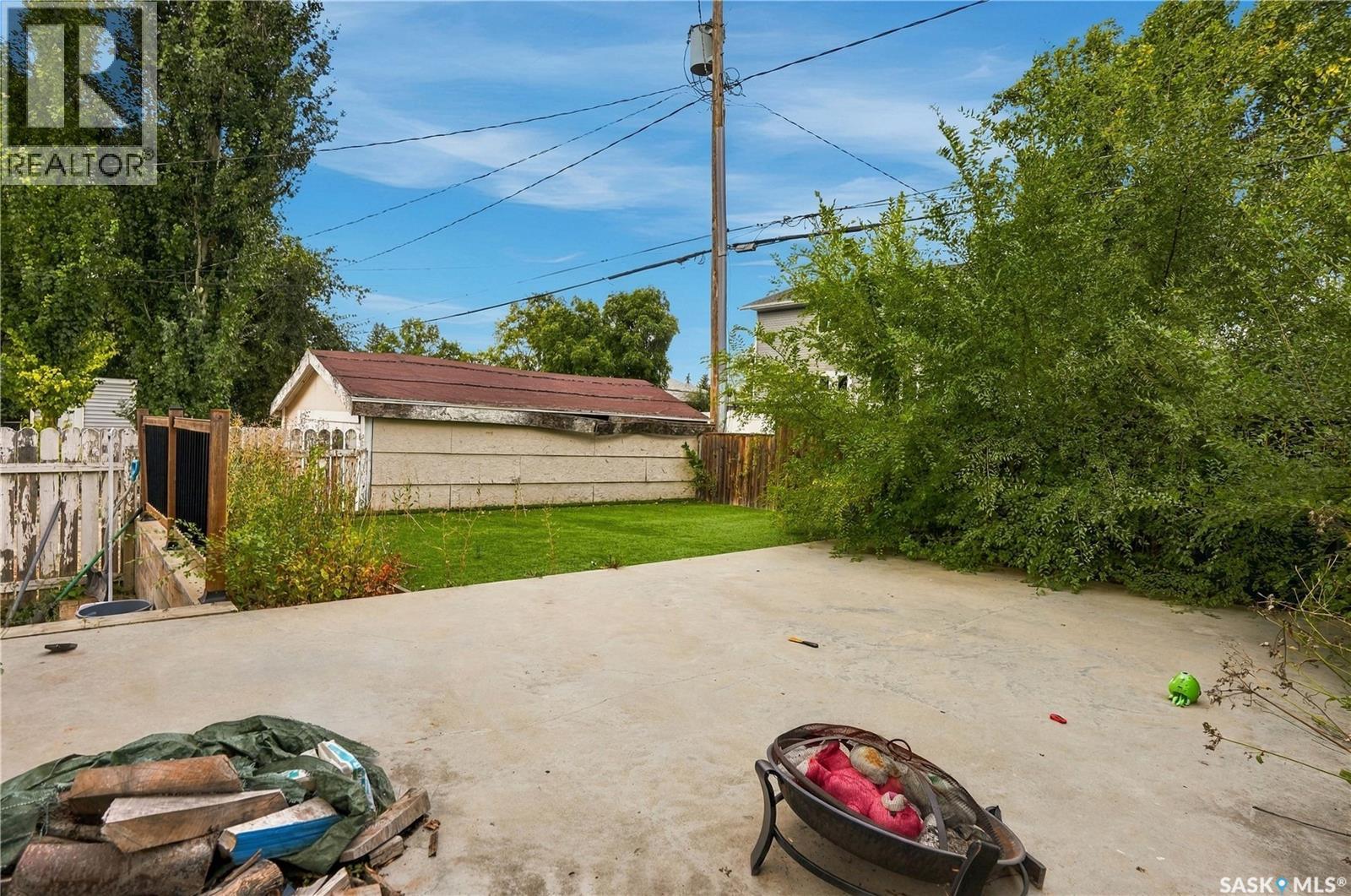 1024 Hochelaga Street W, Moose Jaw, Saskatchewan S6H 2H9 - Photo 46 - SK050947