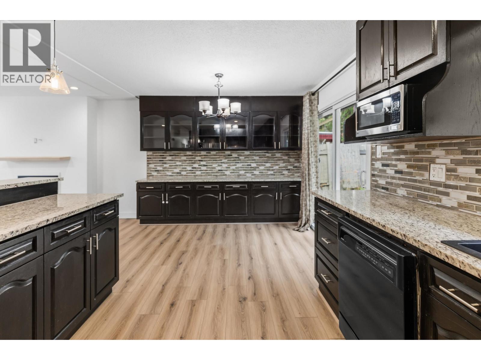 5659 Brock Drive, Prince George, British Columbia  V2N 2E3 - Photo 4 - R3175472