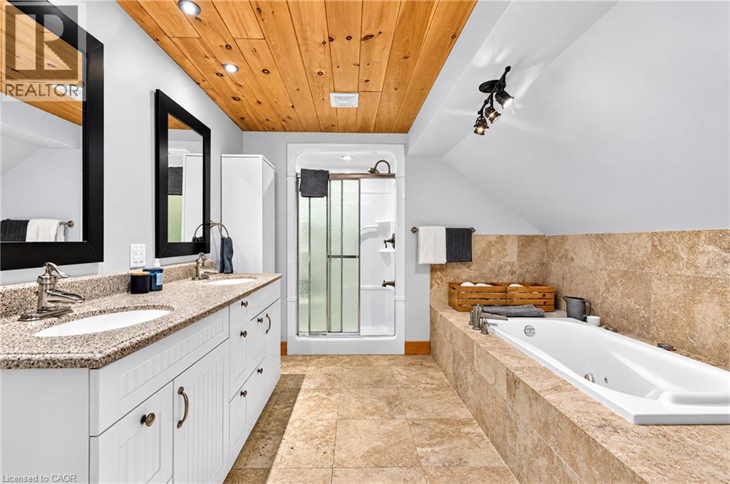 2029 Little Hawk Lake Road, Algonquin Highlands, Ontario  K0M 1S0 - Photo 45 - 40870033