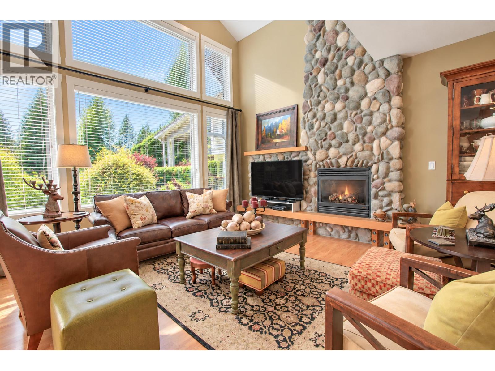 1899 Parkway Boulevard, Coquitlam, British Columbia  V3E 3L5 - Photo 10 - R3174589