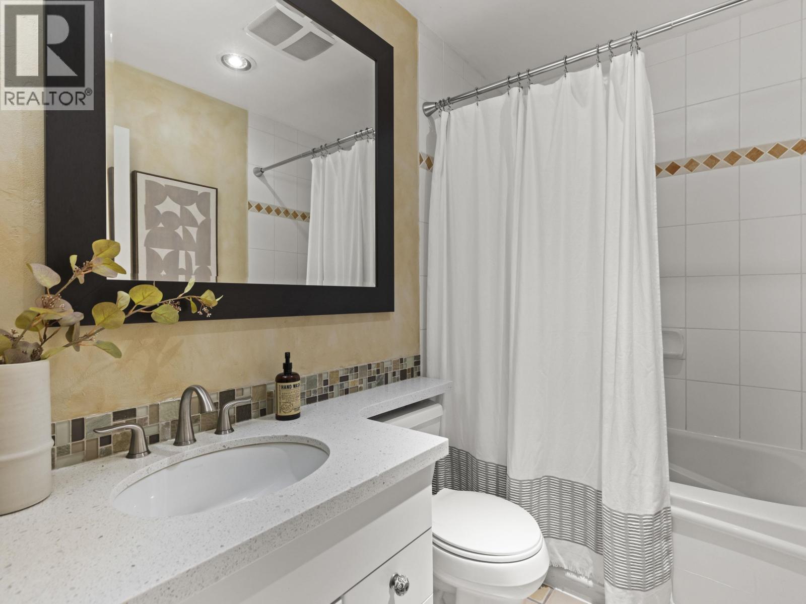 105 1811 W 16th Avenue, Vancouver, British Columbia  V6J 2M3 - Photo 23 - R3174764