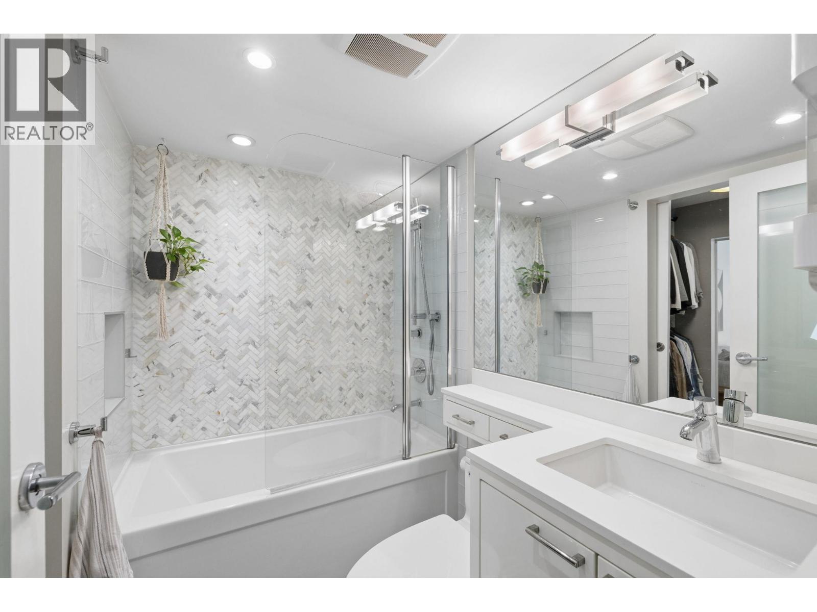 304 1477 Fountain Way, Vancouver, British Columbia  V6H 3W9 - Photo 19 - R3175392