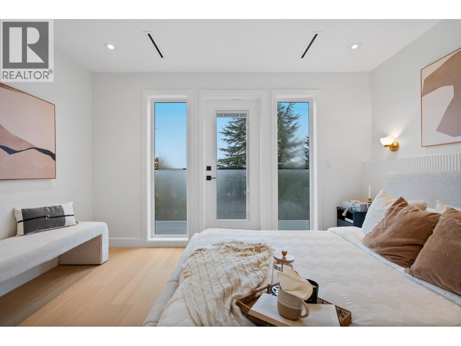 4 1060 Stratford Avenue, Burnaby, British Columbia  V5B 3X8 - Photo 8 - R3175424
