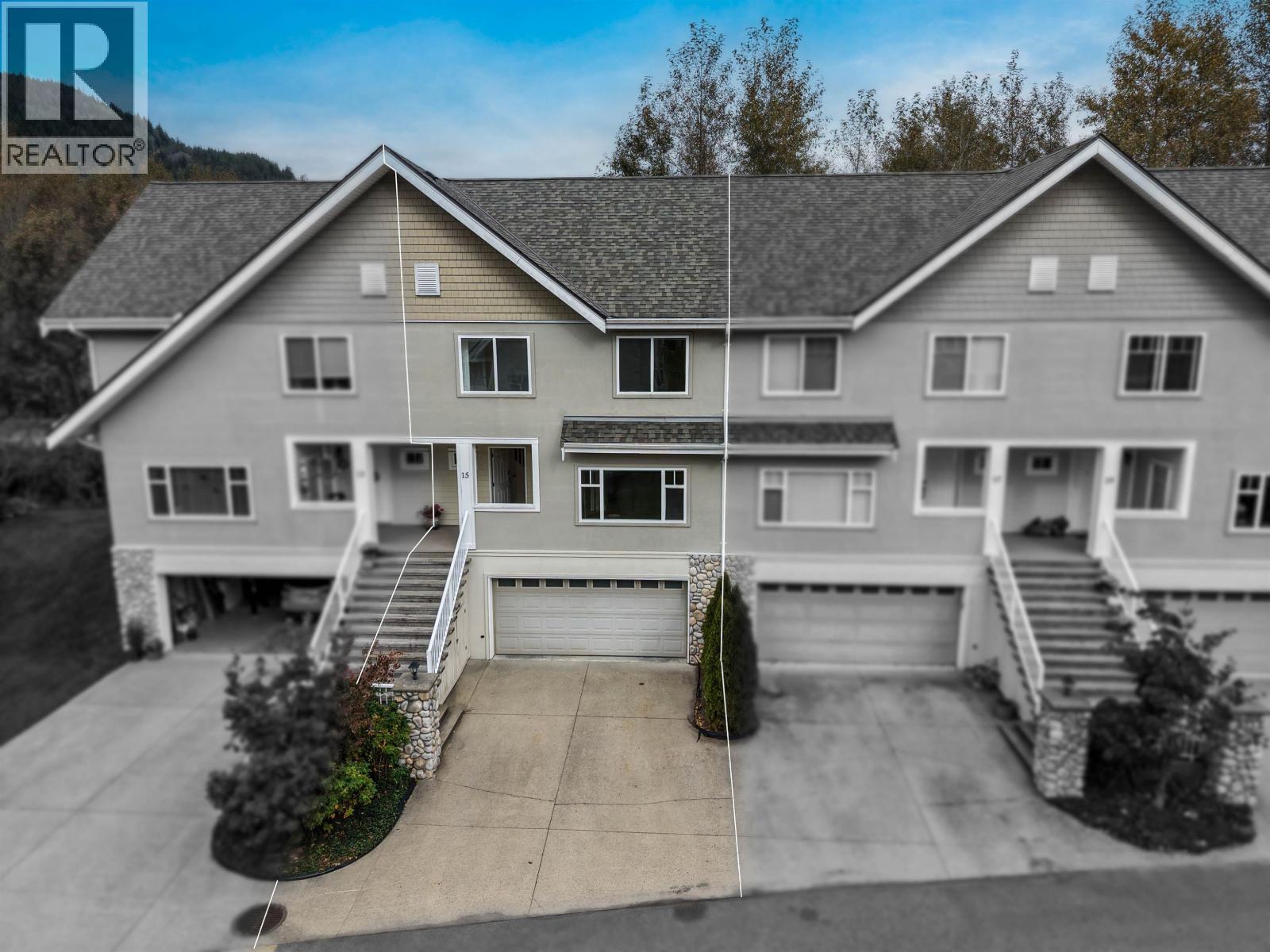 15 1200 Edgewater Drive, Squamish, British Columbia  V8B 0E7 - Photo 2 - R3175435