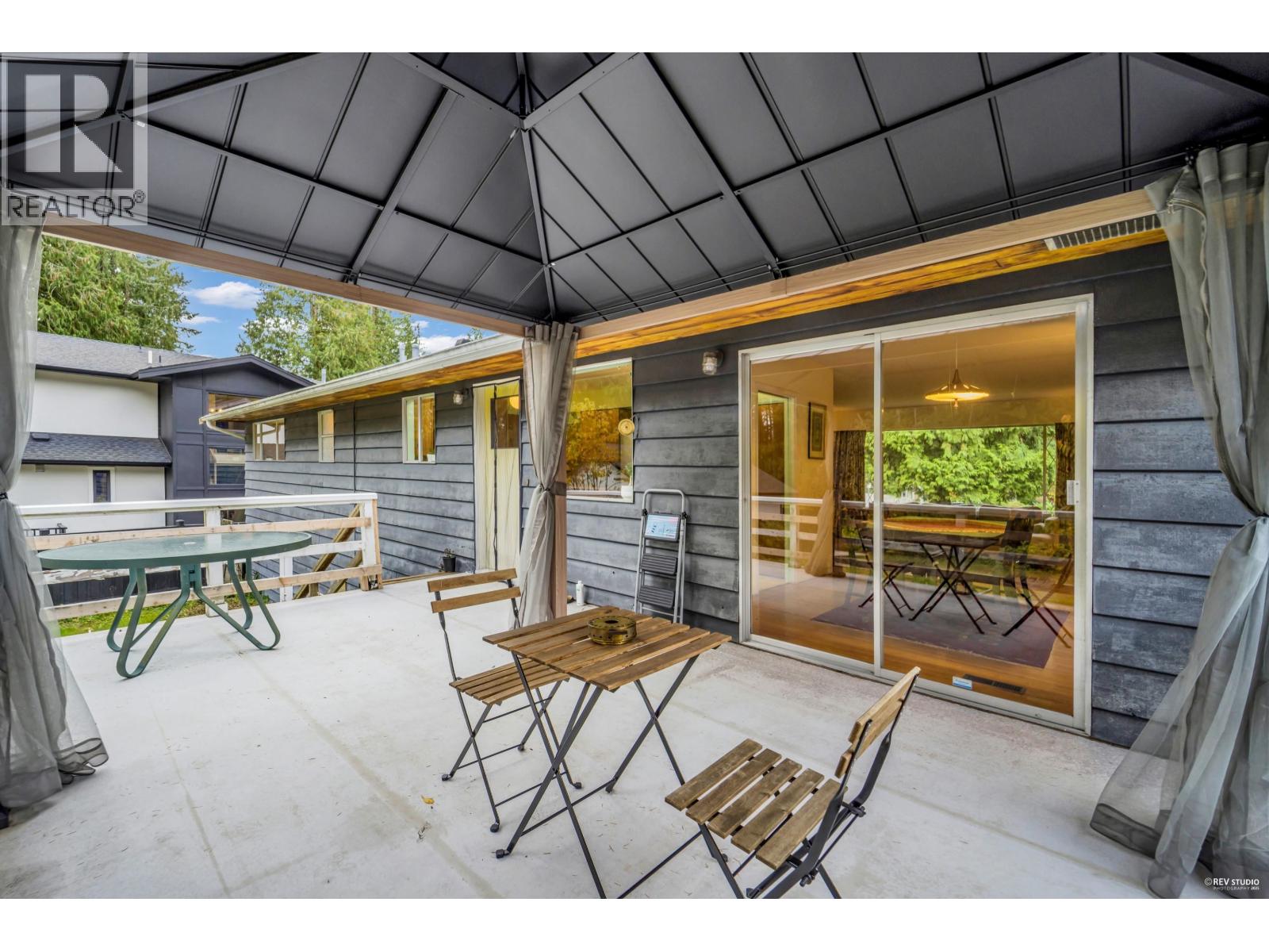 4578 Capilano Road, North Vancouver, British Columbia  V7R 4K3 - Photo 19 - R3175397