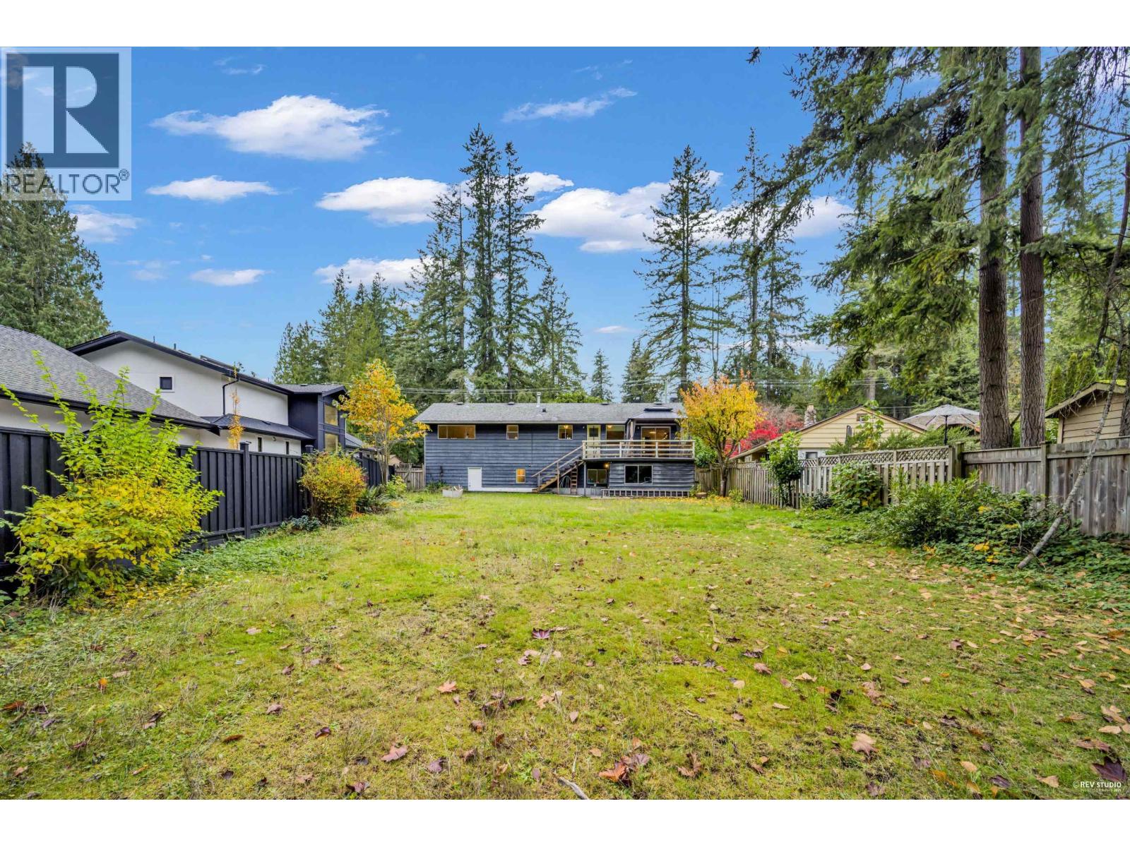 4578 Capilano Road, North Vancouver, British Columbia  V7R 4K3 - Photo 22 - R3175397