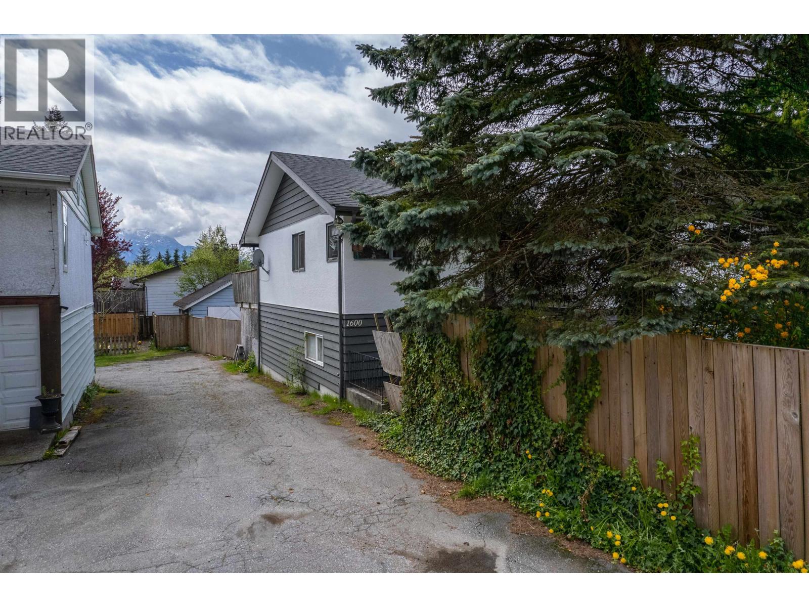 1600 Depot Road, Squamish, British Columbia  V0N 1H0 - Photo 4 - R3175408