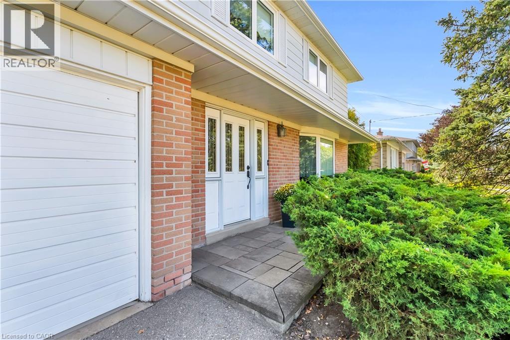 11 Dawson Crescent, Georgetown, Ontario  L7G 1H3 - Photo 6 - 40871423