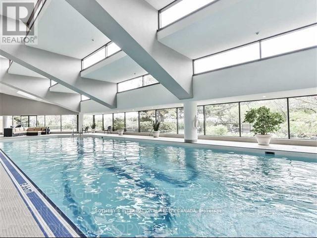1110 - 65 Harbour Square, Toronto, Ontario  M5J 2L4 - Photo 19 - C14034046