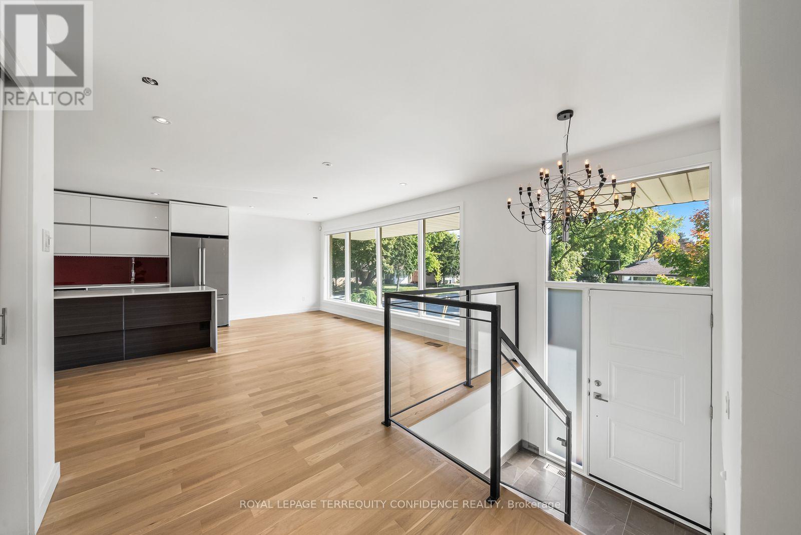 36 Sutcliffe Drive, Toronto, Ontario  M2K 2A6 - Photo 13 - C14034082