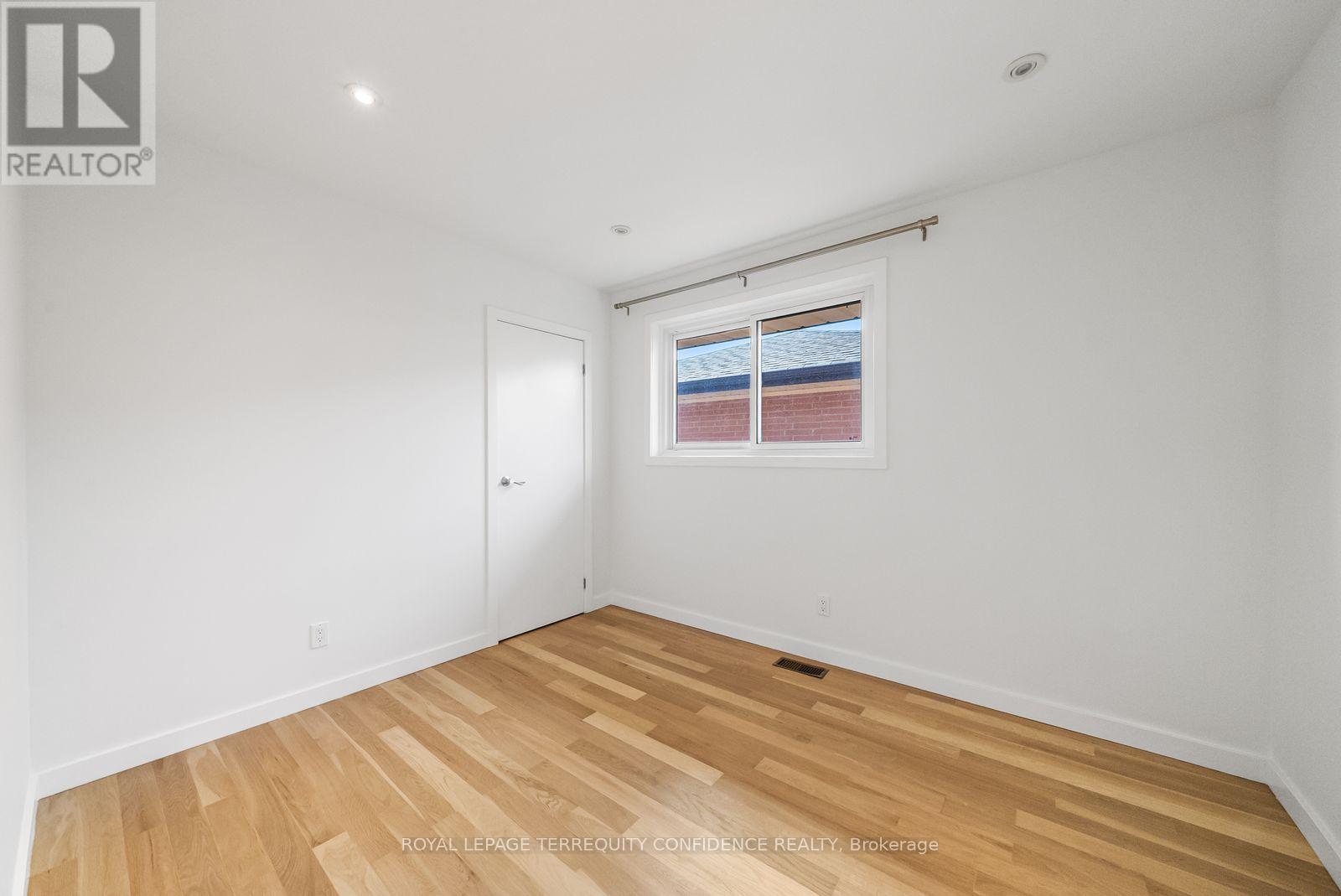 36 Sutcliffe Drive, Toronto, Ontario  M2K 2A6 - Photo 16 - C14034082
