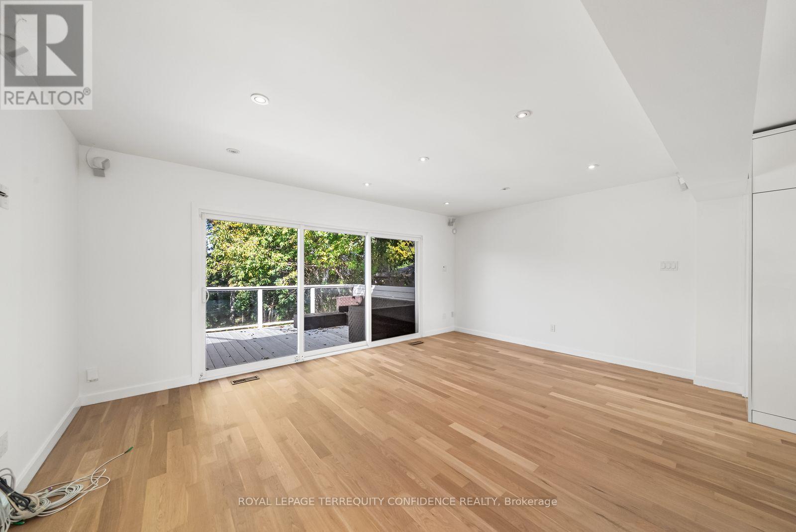 36 Sutcliffe Drive, Toronto, Ontario  M2K 2A6 - Photo 9 - C14034082