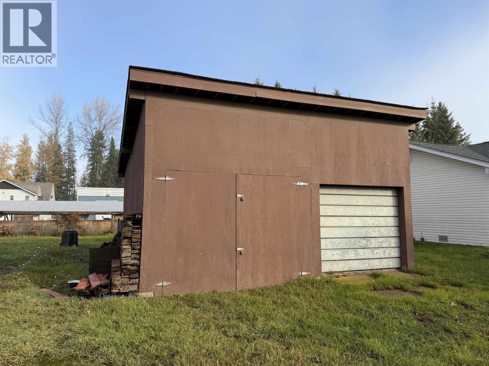 2085 Carnaby Street, Smithers, British Columbia  V0J 2N0 - Photo 16 - R3174854