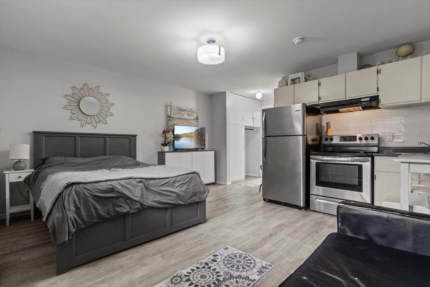 1 450 ESPLANADE AVENUE|Harrison Hot Springs
