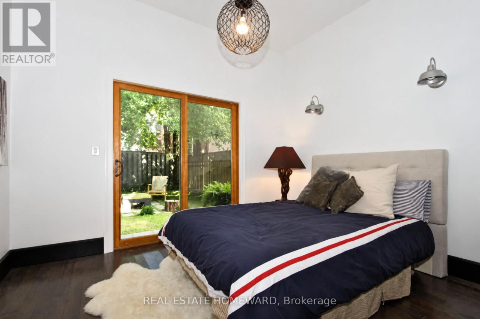 Main - 726 Gerrard Street E, Toronto, Ontario  M4M 1Y3 - Photo 8 - E14034054