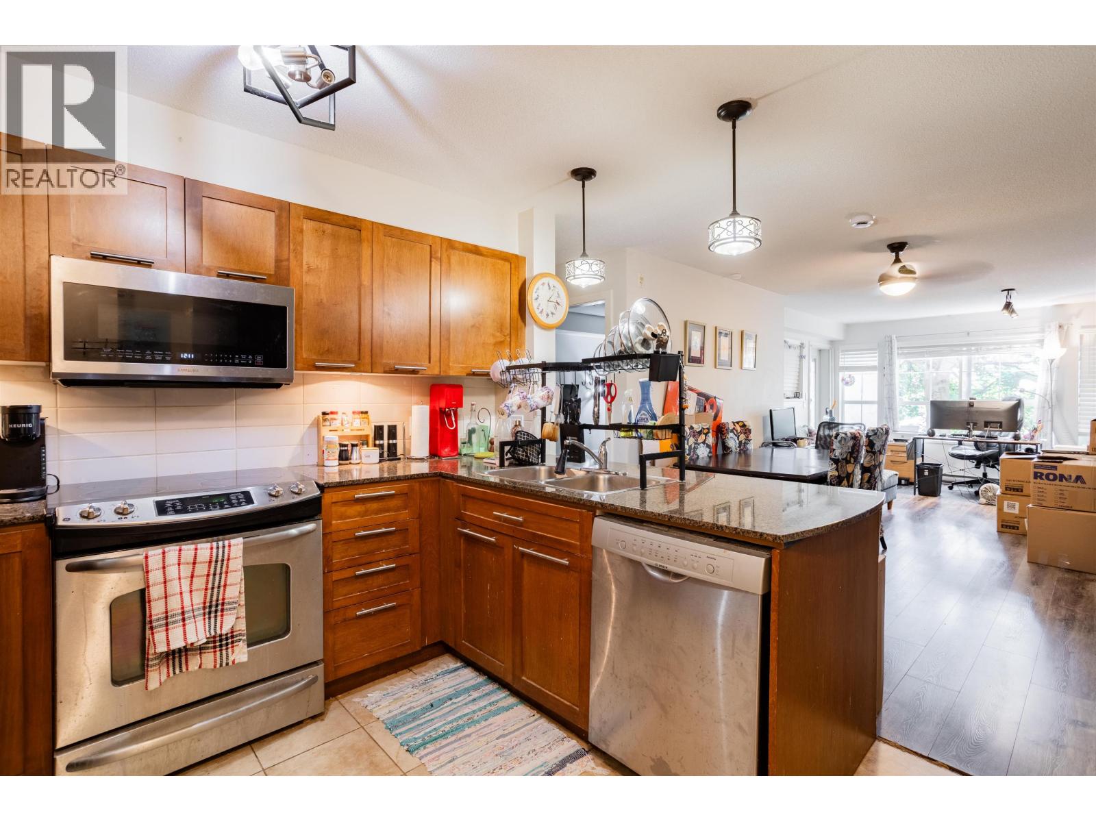117 19677 Meadow Gardens Way, Pitt Meadows, British Columbia  V3Y 0A2 - Photo 3 - R3175420