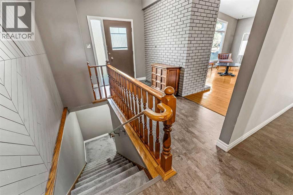 10607 Maplecreek Drive SE, Calgary, Alberta  T2J 1V2 - Photo 35 - A2348433