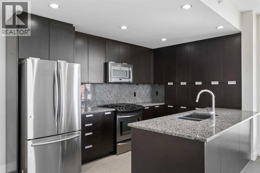 706, 99 Spruce Place SW