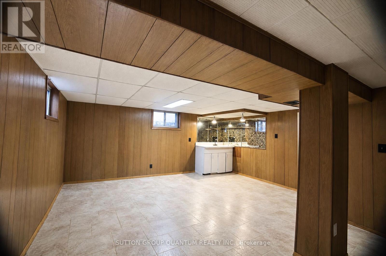 74 Cannon Road, Toronto, Ontario  M8Y 1S1 - Photo 15 - W13879430