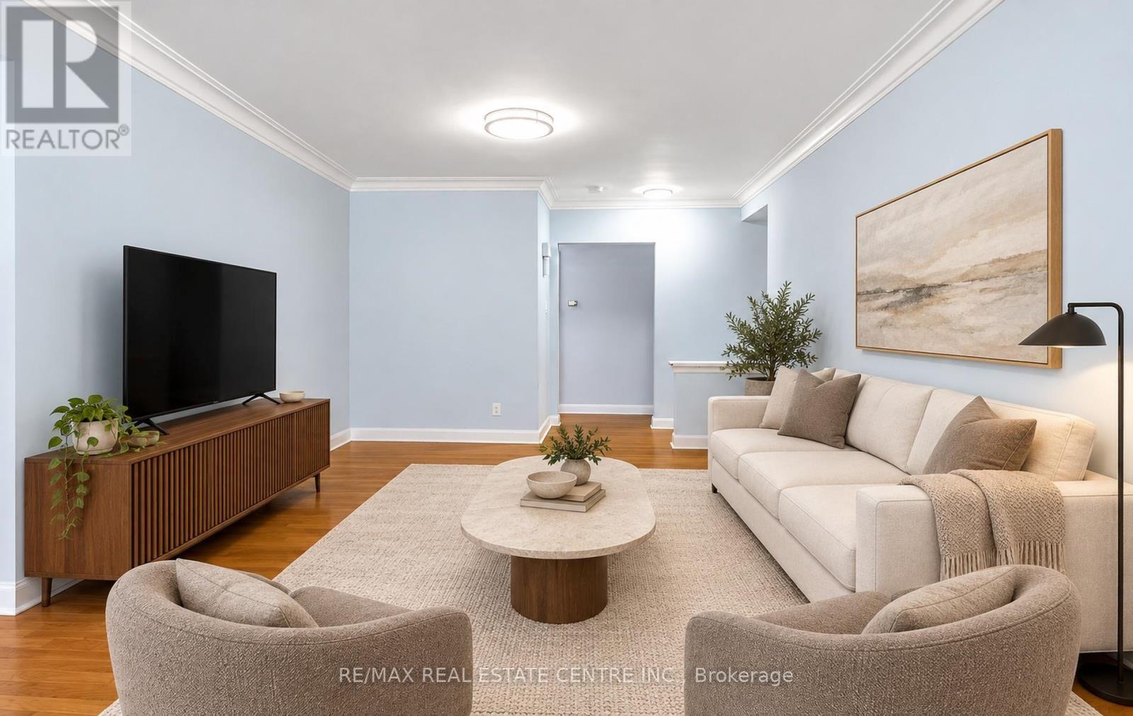 302 Southview Road, Oakville, Ontario L6K 2P5 - Photo 11 - W14019370