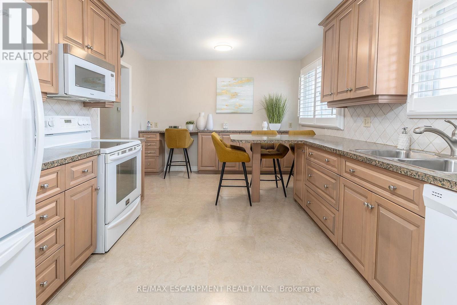 21 Green Forest Drive, Hamilton, Ontario  L8G 3A9 - Photo 10 - X14034040