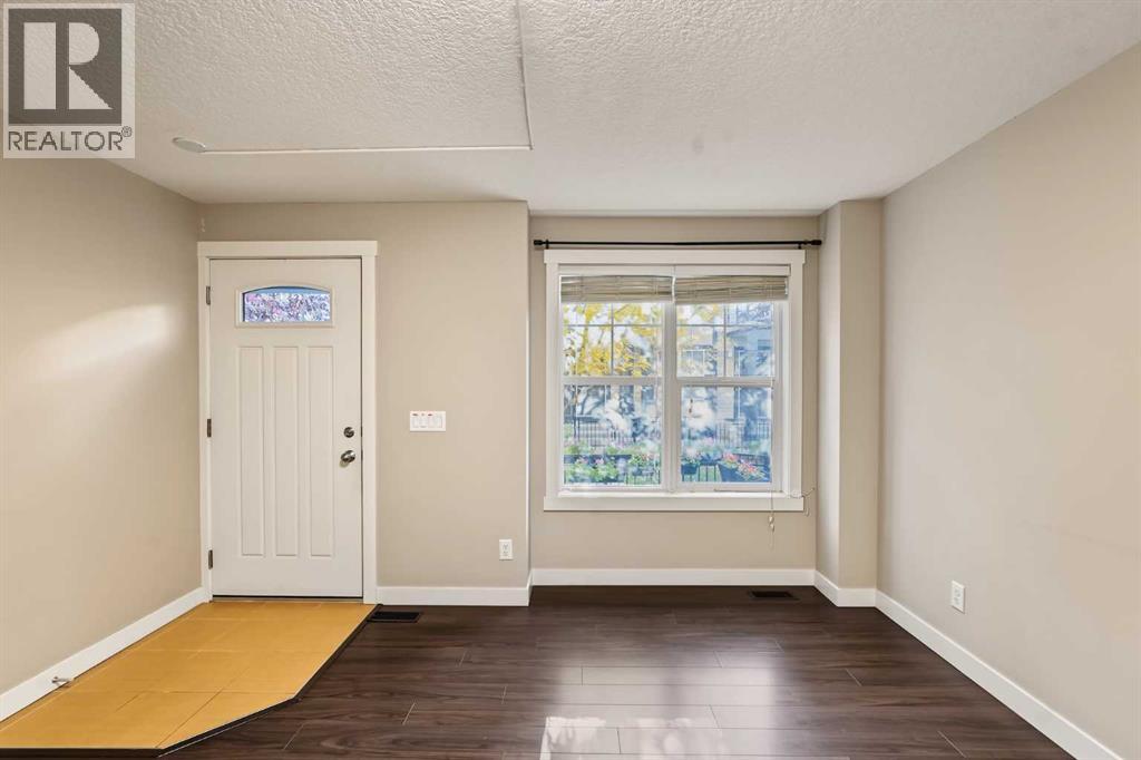 711 Mckenzie Towne Square SE, Calgary, Alberta  T2Z 1E4 - Photo 4 - A2351148