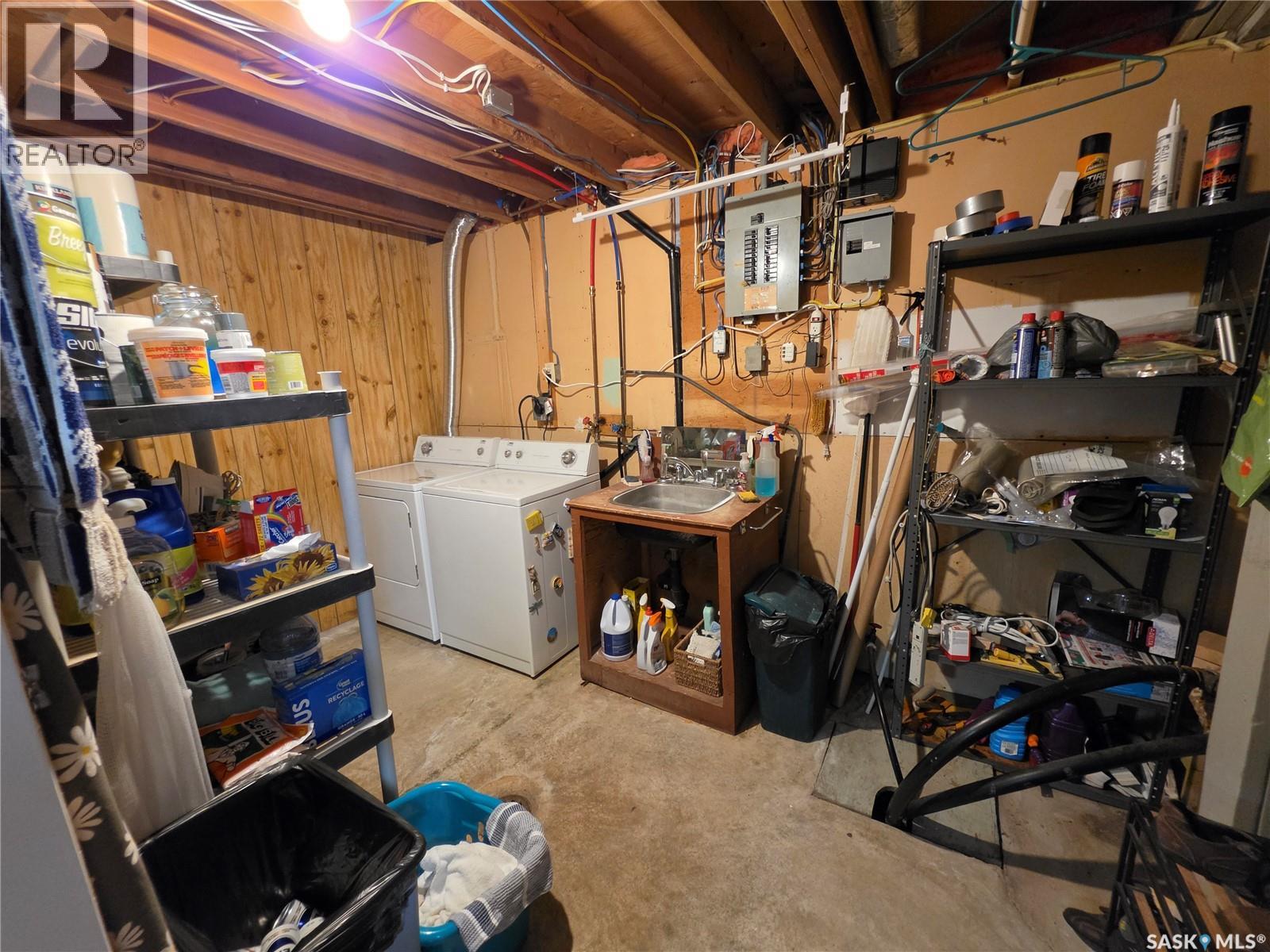 306 2nd Street Nw, Goodsoil, Saskatchewan  S0M 1A0 - Photo 15 - SK051128