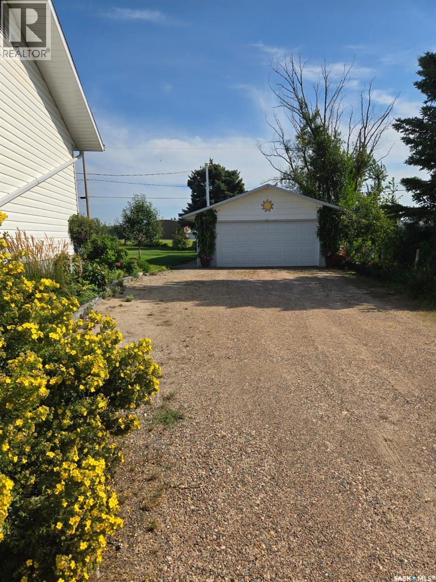 306 2nd Street Nw, Goodsoil, Saskatchewan  S0M 1A0 - Photo 23 - SK051128