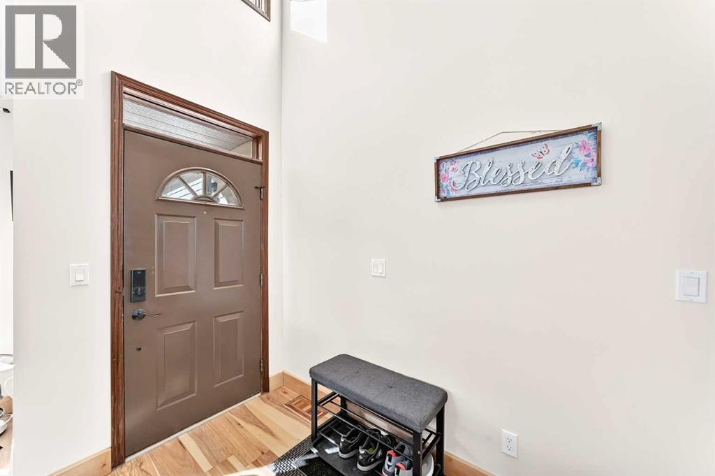 50 Hawkbury Close NW, Calgary, Alberta  T3G 3N2 - Photo 3 - A2351790