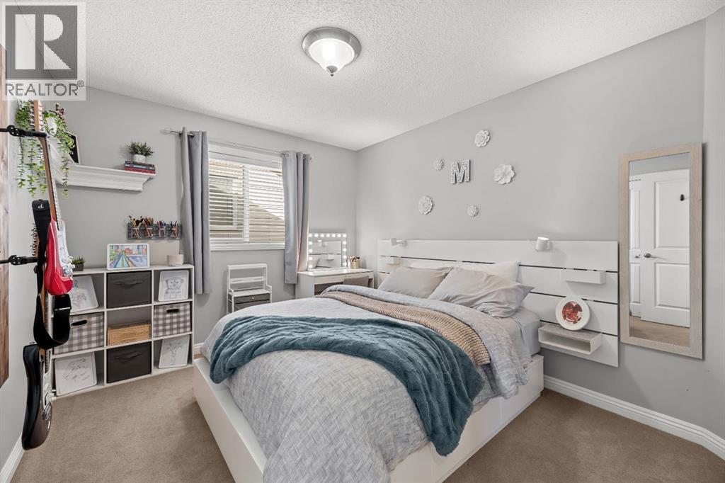 176 Royal Oak Terrace NW