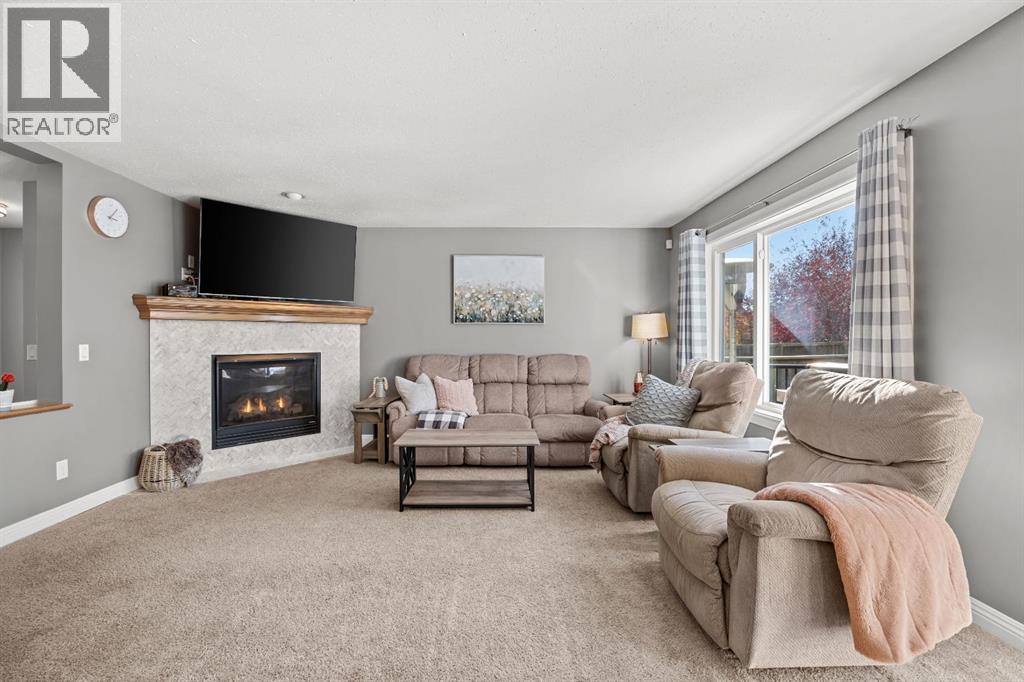 176 Royal Oak Terrace NW