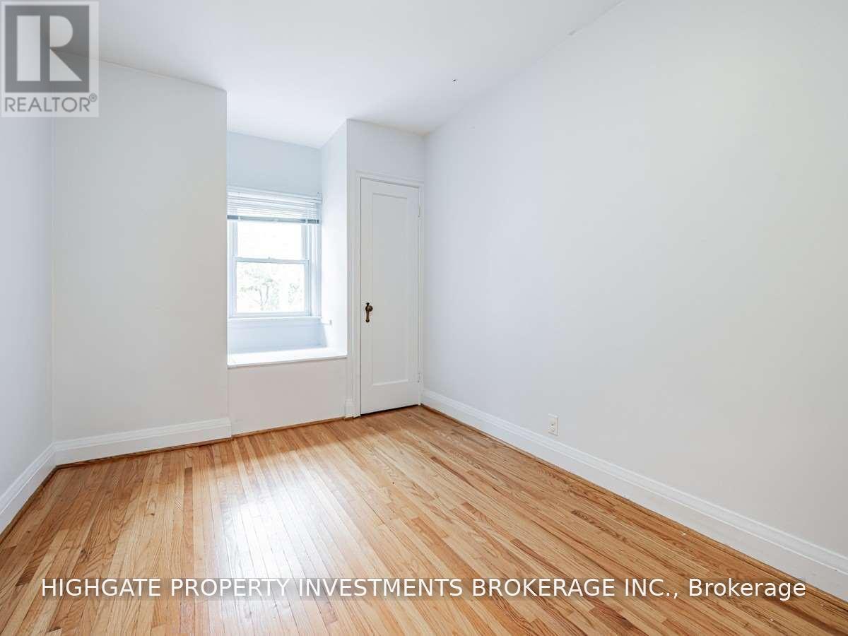 323 Rumsey Road, Toronto, Ontario  M4G 1R6 - Photo 11 - C14034108
