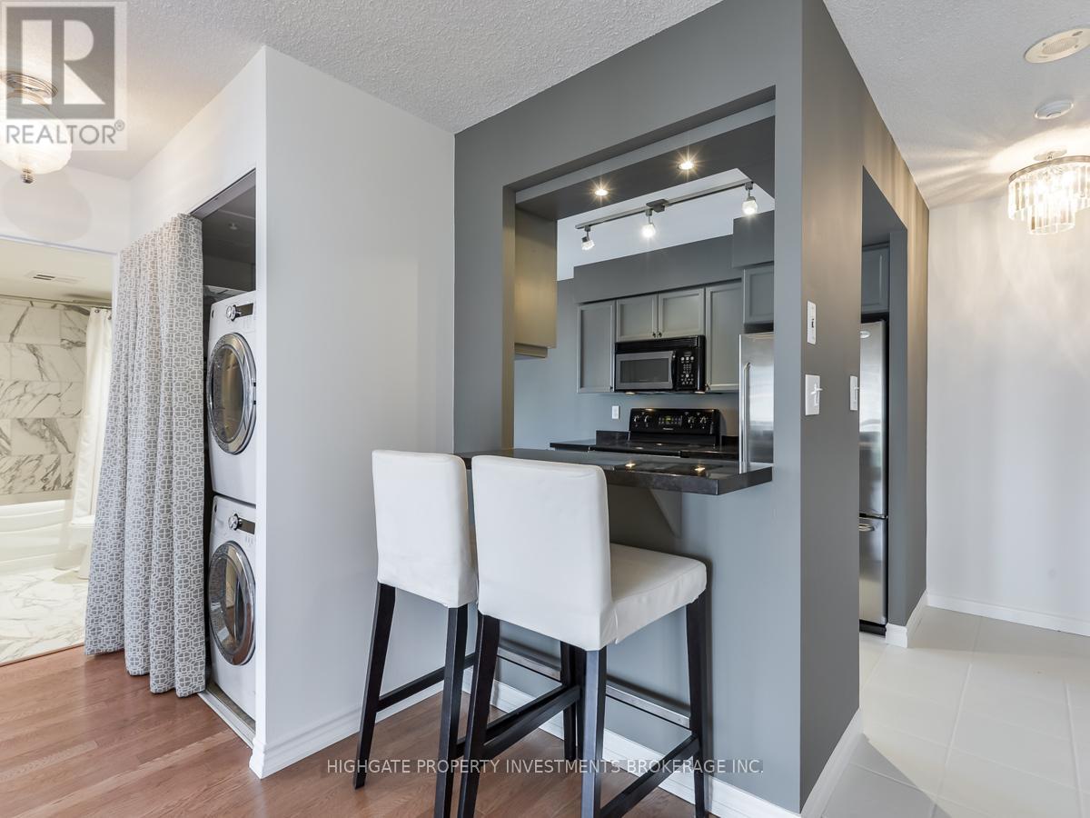 1201 - 195 Merton Street, Toronto, Ontario  M4S 3H6 - Photo 10 - C14034188